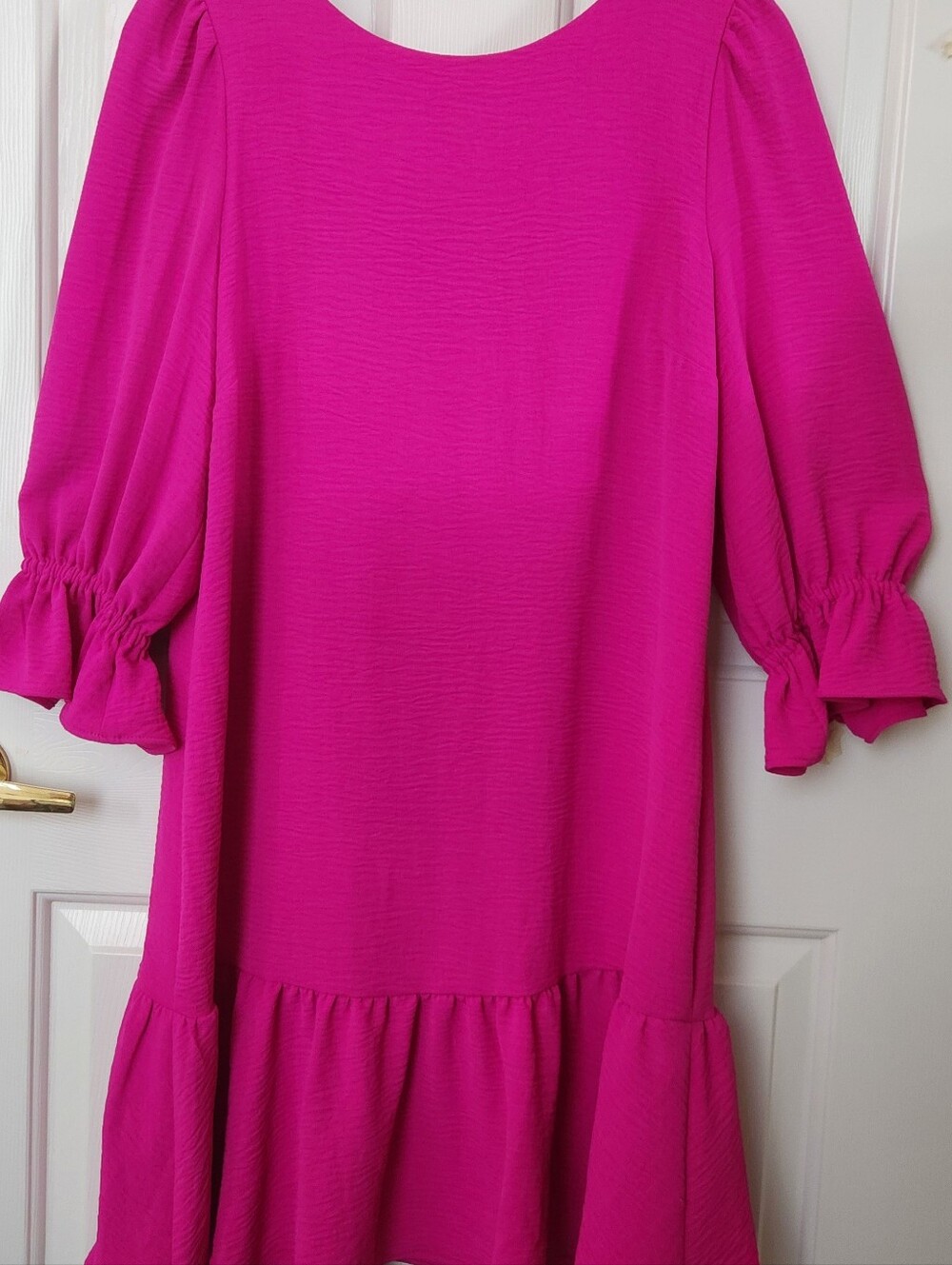 DKNY vibrant pink balloon sleeves, flounce hem shift dress size 10 Drop Waist
